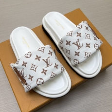 Louis Vuitton Slippers